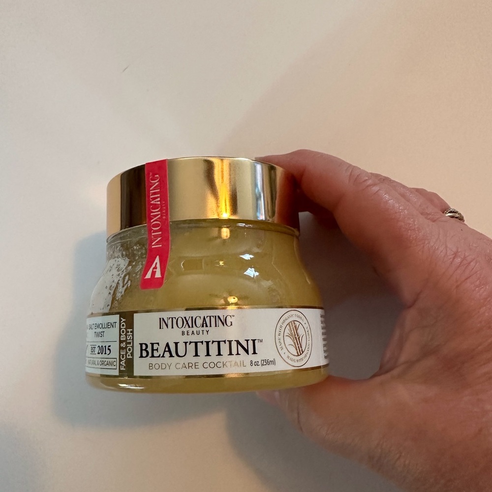 Brand new Intoxicating Beauty Beautitini body care imollient